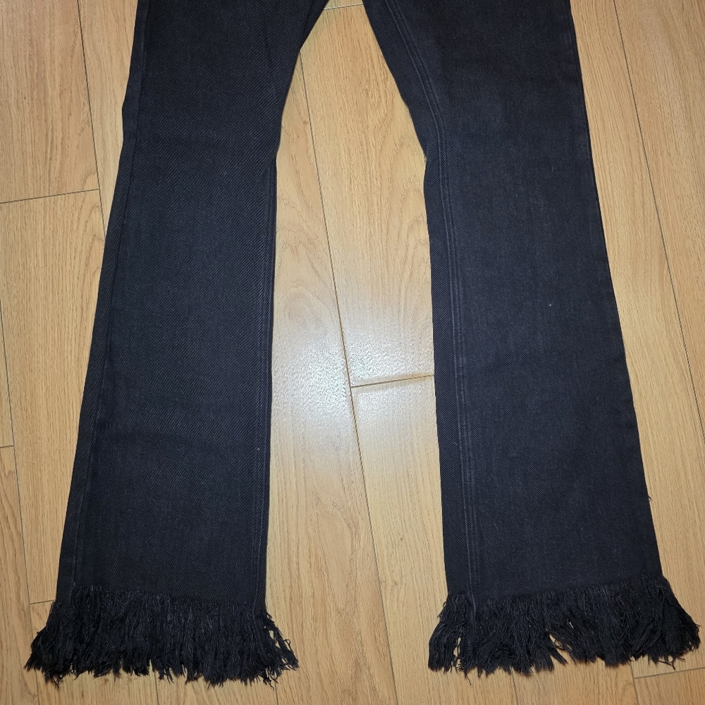 Bianco Elena Flare Jeans With Hem Detail- 29 - Picture 5 of 10